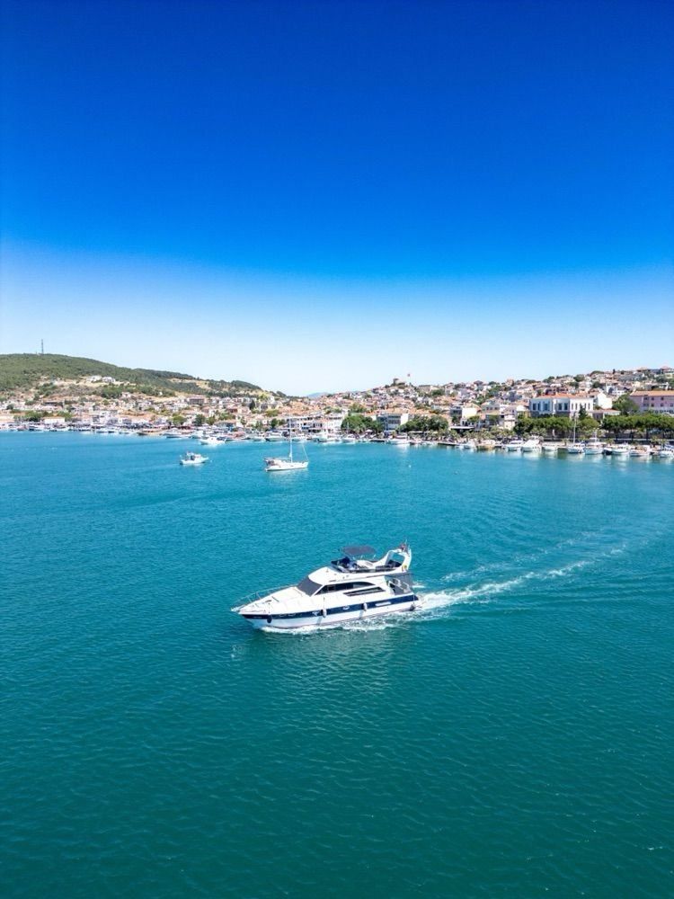 Özel yapım 16m Motoryat