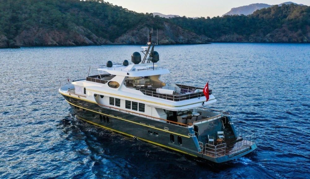 Özel yapım 33m Motoryat