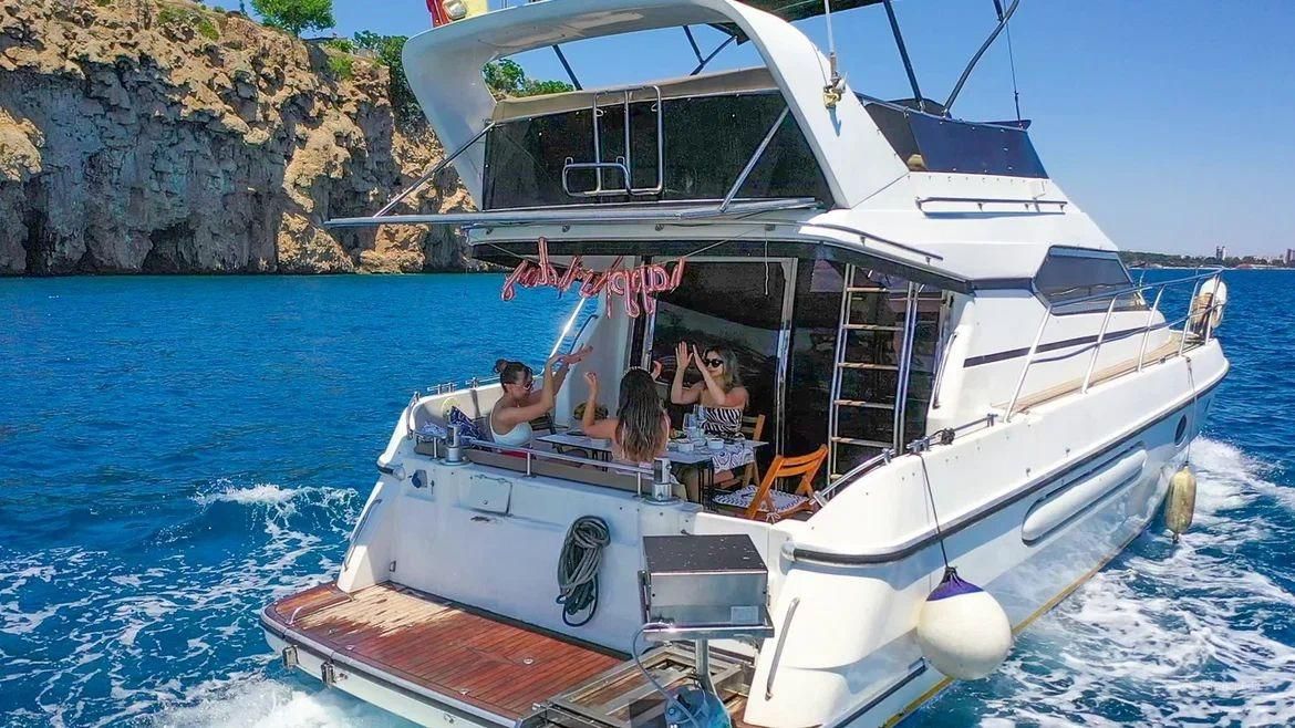 Eurocraft 13m Motoryat