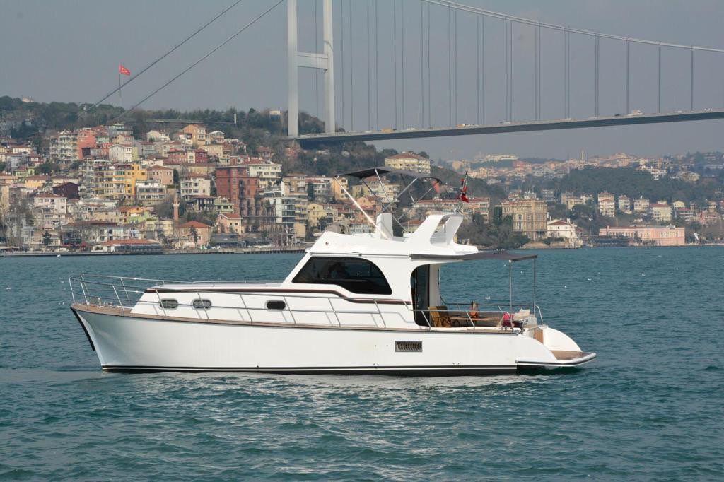 Rental Custom made 12m Motor Yacht - 71-8