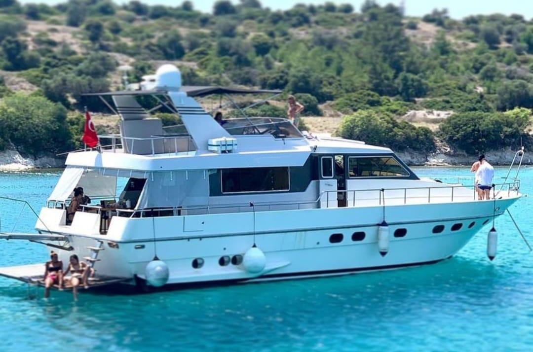 Rental Canados 20m Motor Yacht - 519-29