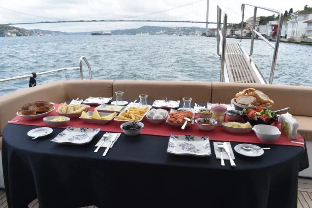 Özel yapım 18m Motoryat