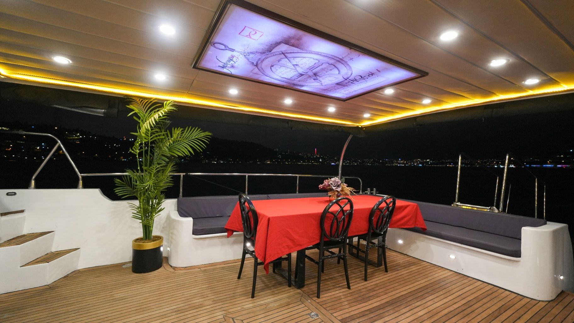 Özel yapım 24m Motoryat