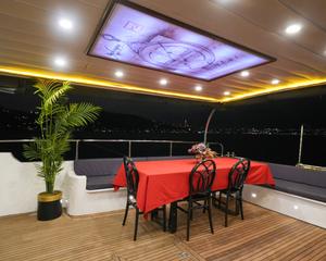 Özel yapım 24m Motoryat