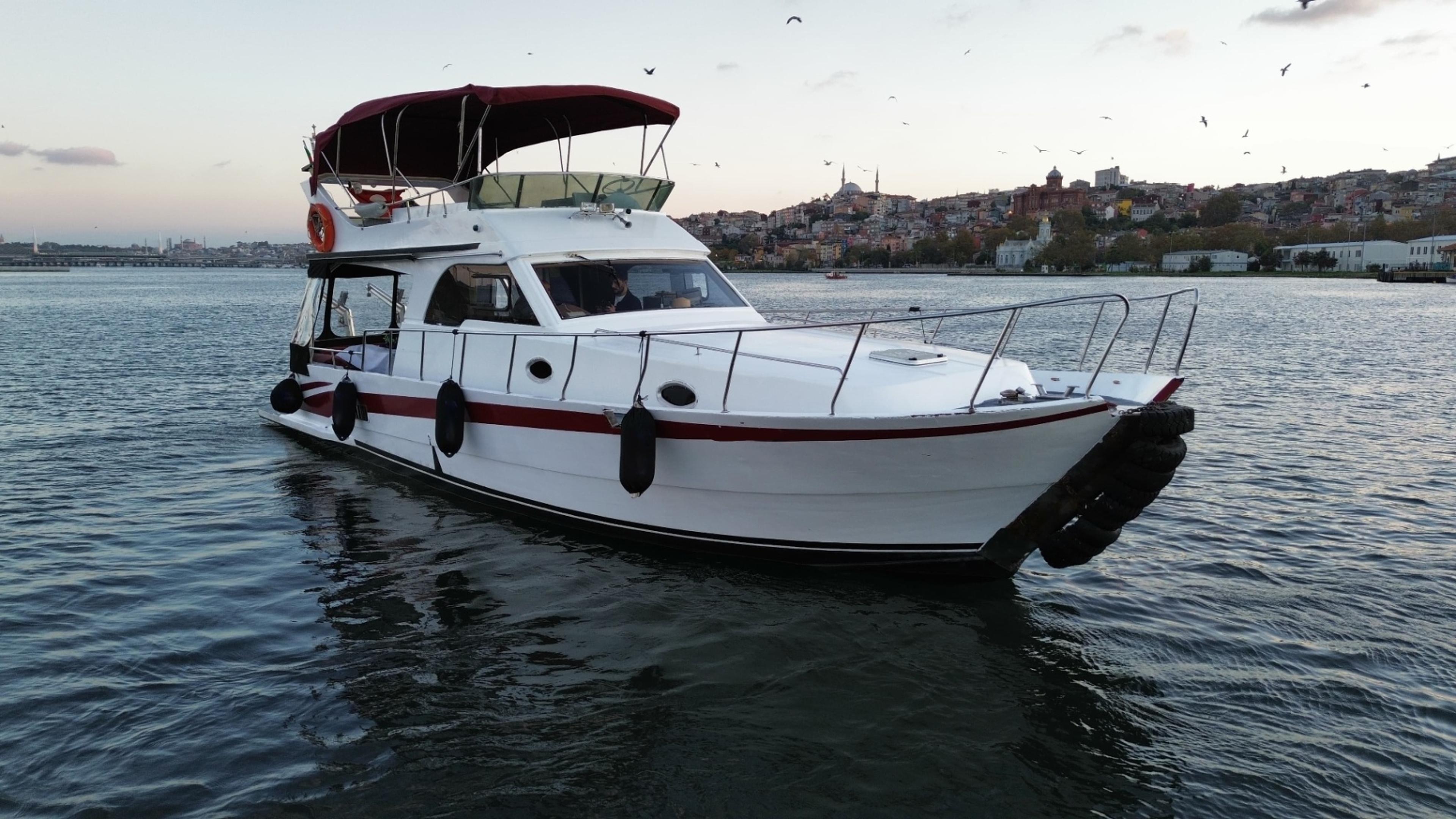 Kiralık Özel yapım 14m Motoryat - 34 - photo 4