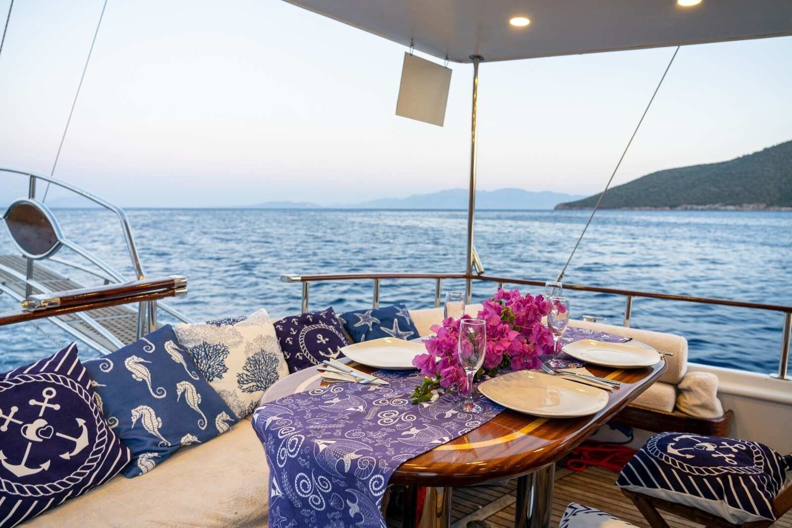 Özel yapım 12m Gulet