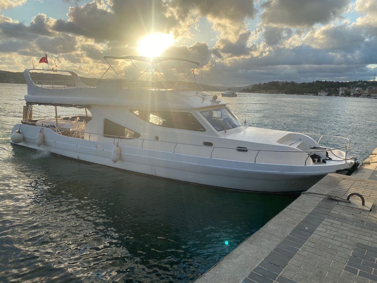 Özel yapım 19m Motoryat