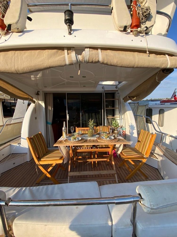 Özel yapım 14m Motoryat