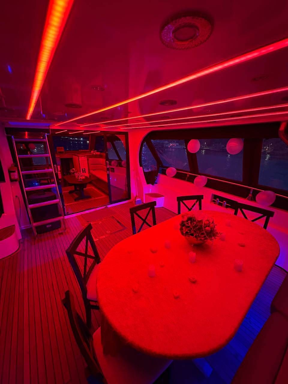 Özel yapım 16m Motoryat