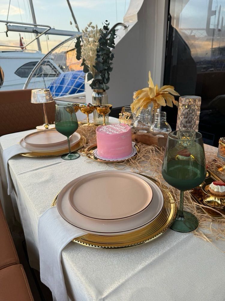 Özel yapım 11m Motoryat