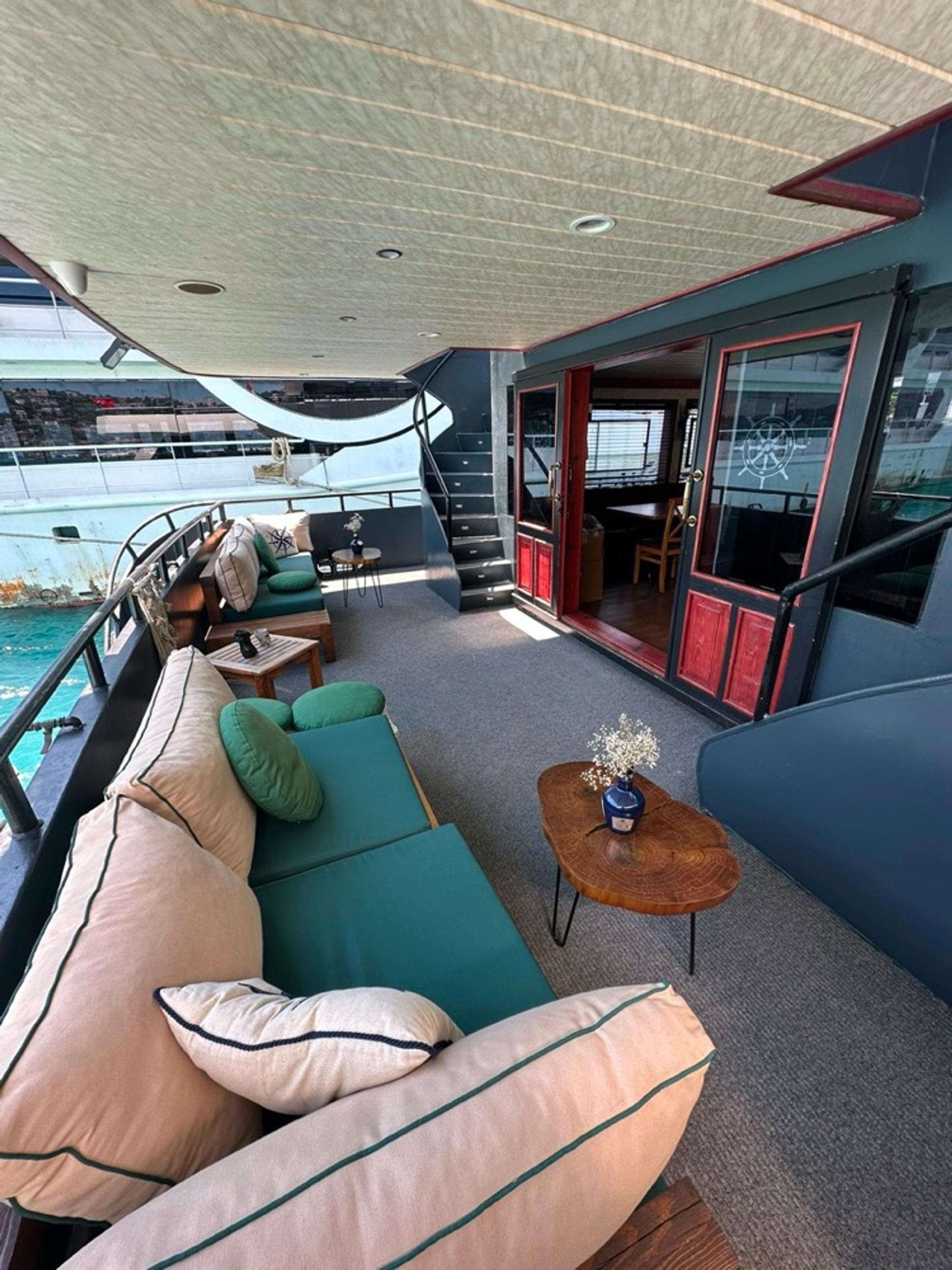 Rental Custom made 17m Party Boat - 46 - photo 22