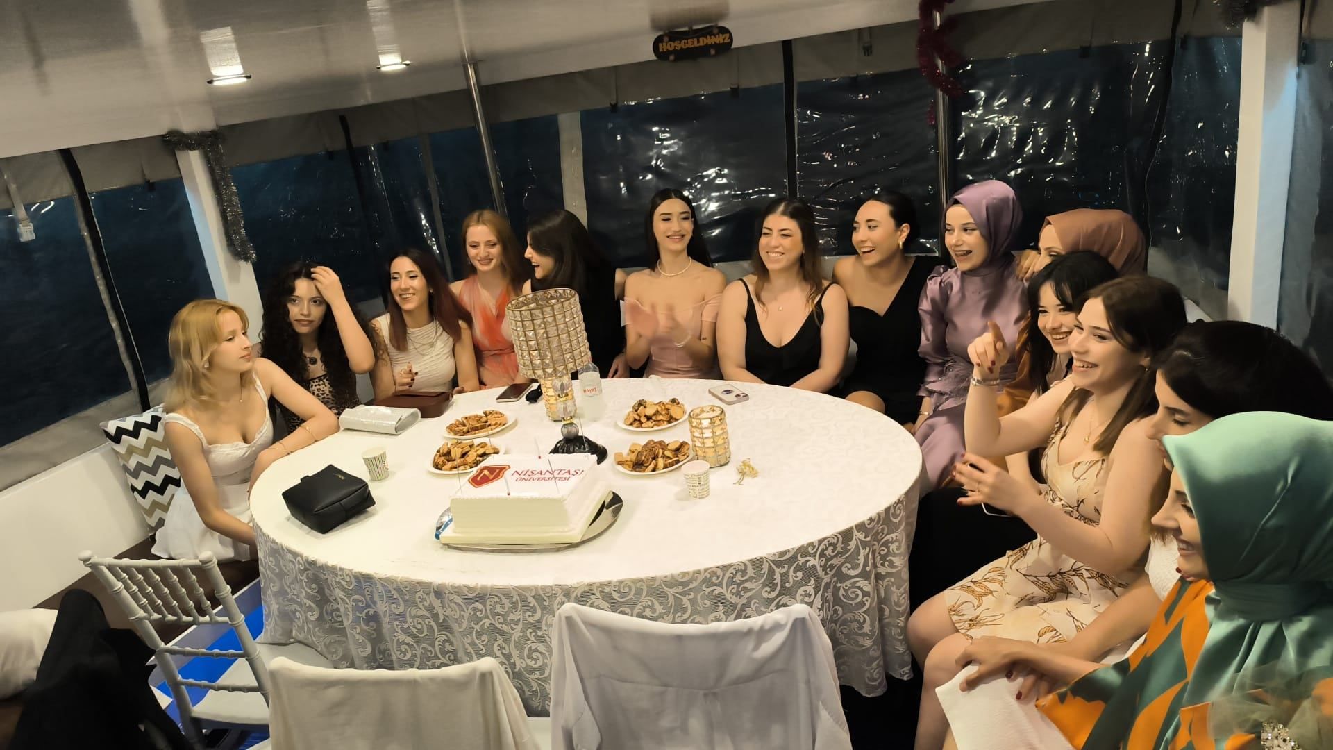 Özel yapım 16m Davet Gemisi