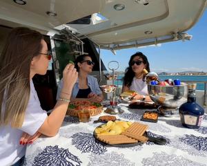 Canados 20m Motor Yacht