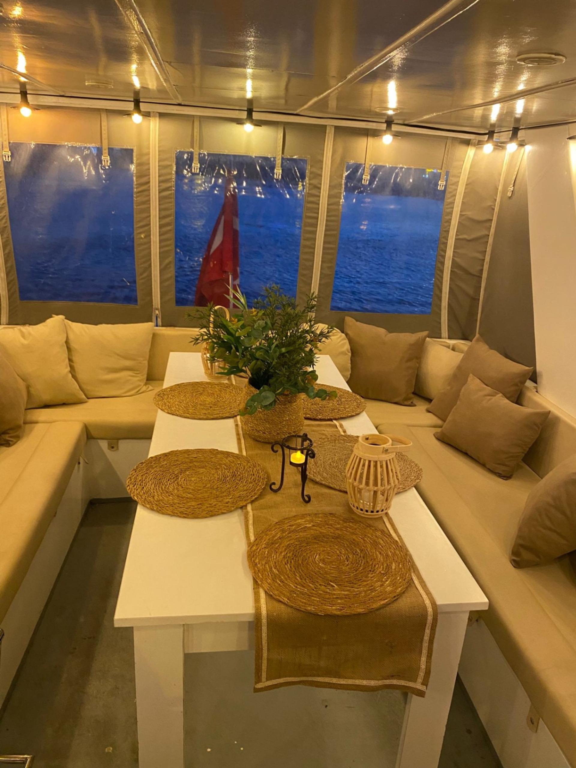 Rental Custom made 12m Motor Yacht - 881 - photo 7