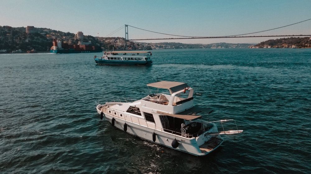 Özel yapım 14m Motoryat