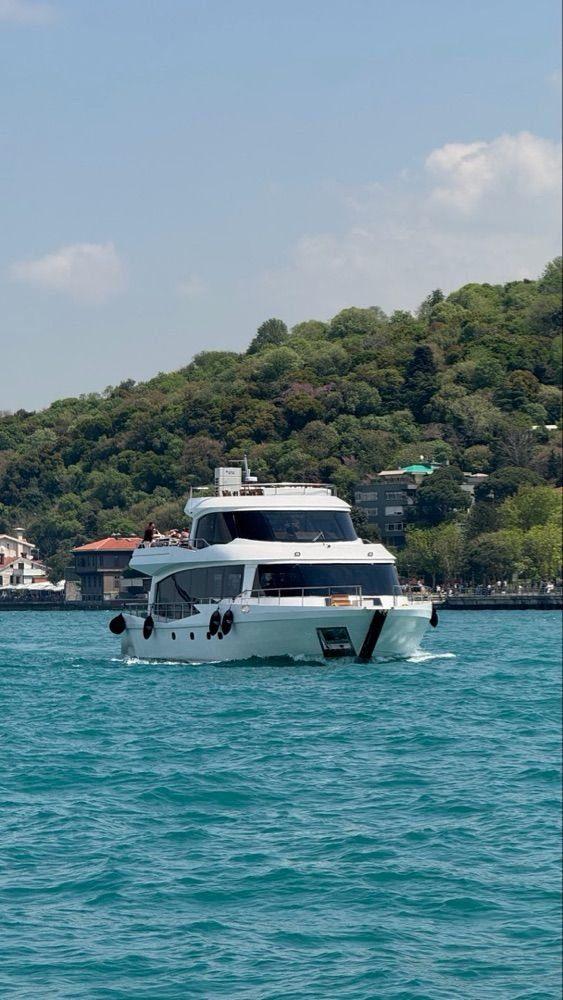 Rental Custom made 24m Party Boat - 1106 - photo 1