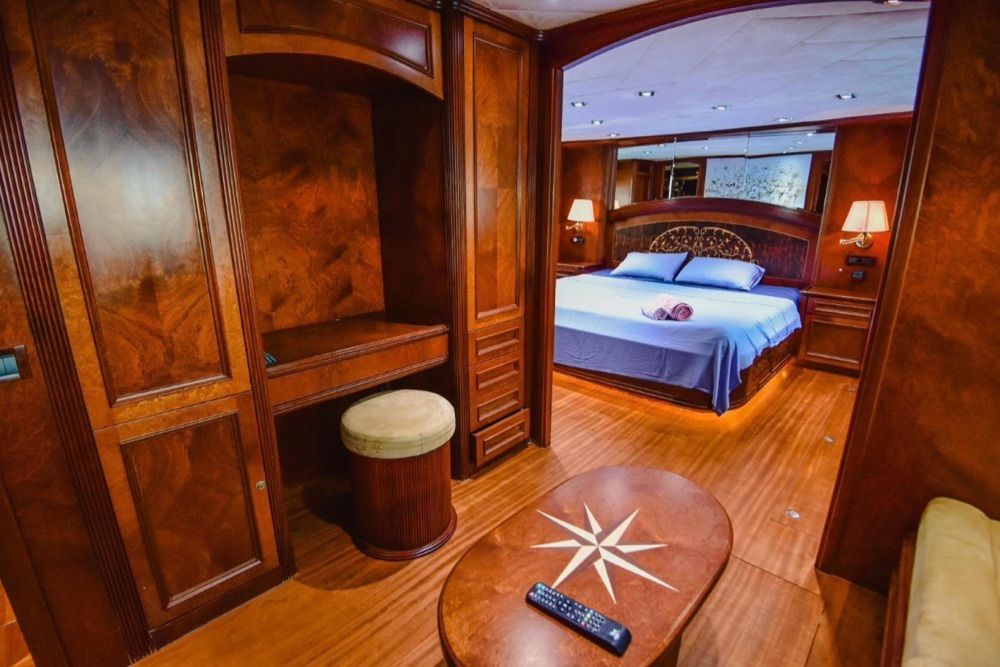 Özel yapım 33m Motoryat