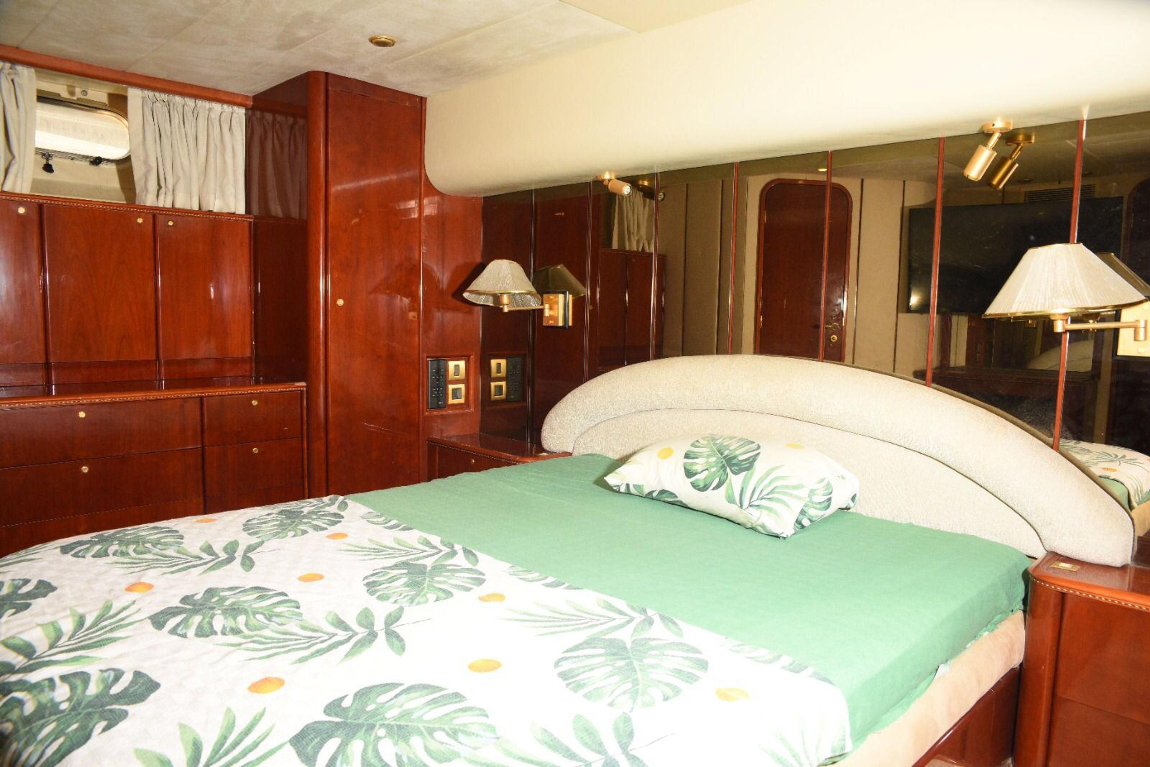 Rental Custom made 22m Motor Yacht - 52 - photo 17