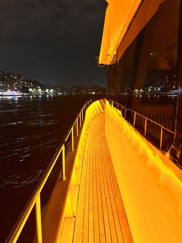 Özel yapım 18m Motoryat