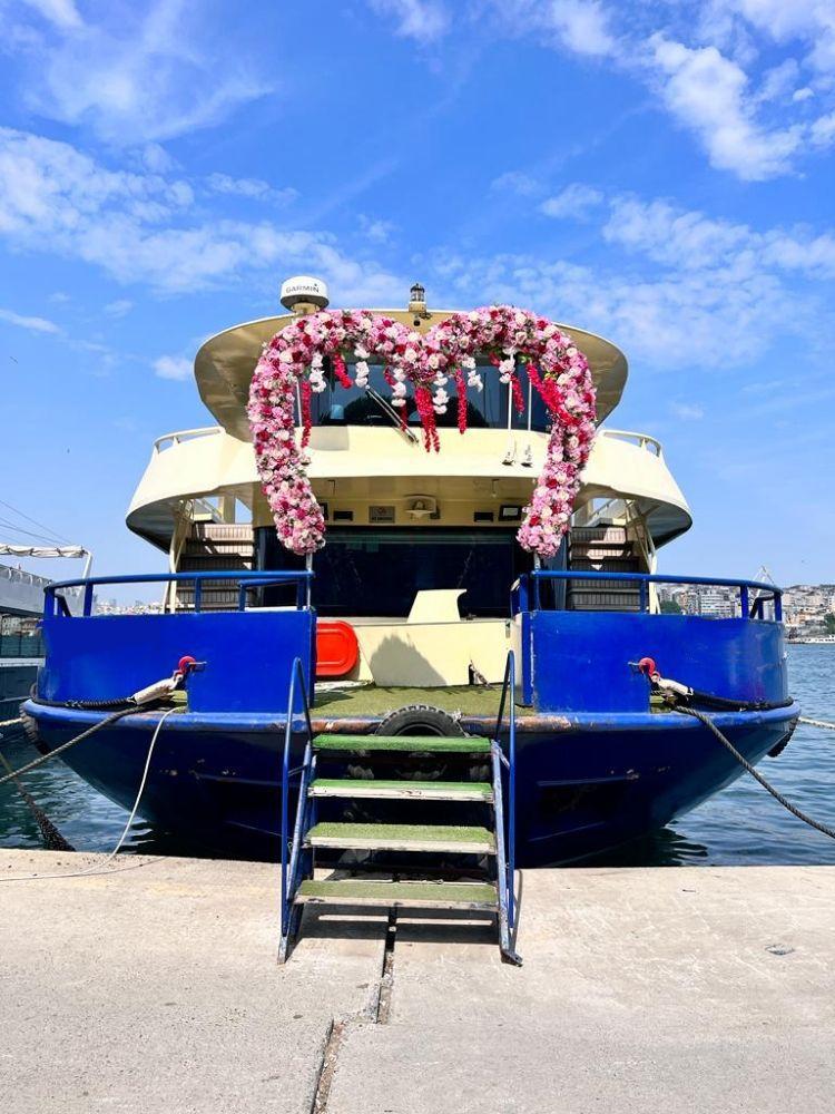 Rental Custom made 24m Party Boat - 251-0