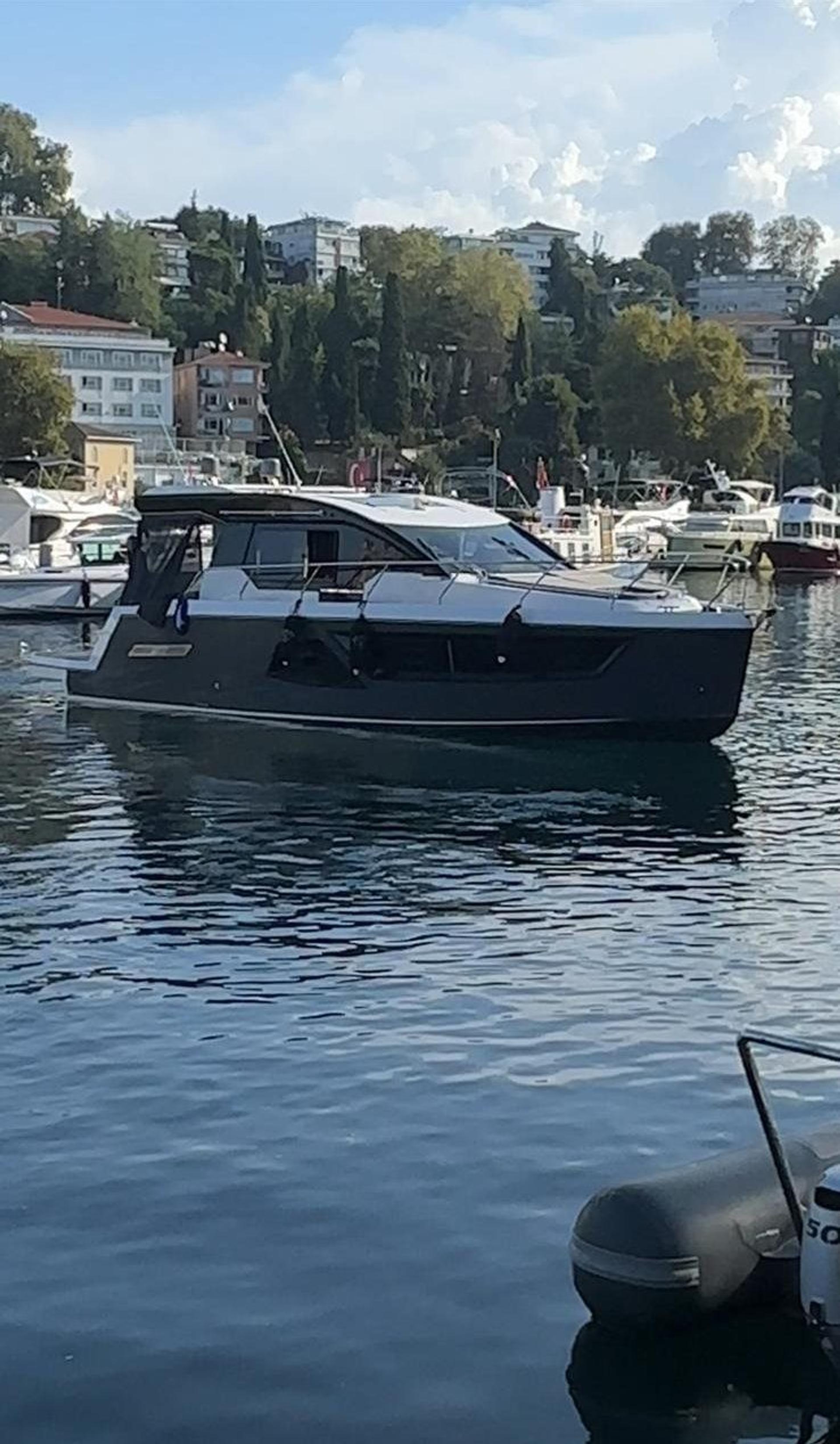 Rental Ocean Yachts 12m Motor Yacht - 694 - photo 14