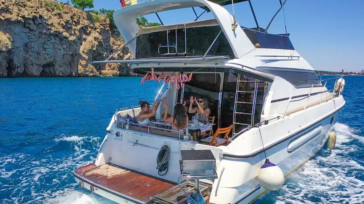 Eurocraft 13m Motoryat