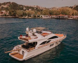Azimut 22m Motor Yacht