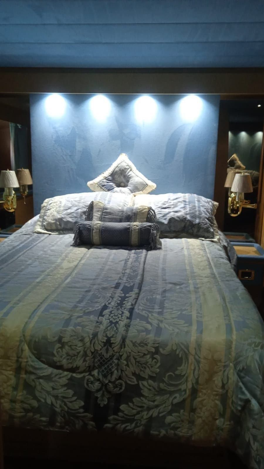 San Lorenzo 17m Motoryat