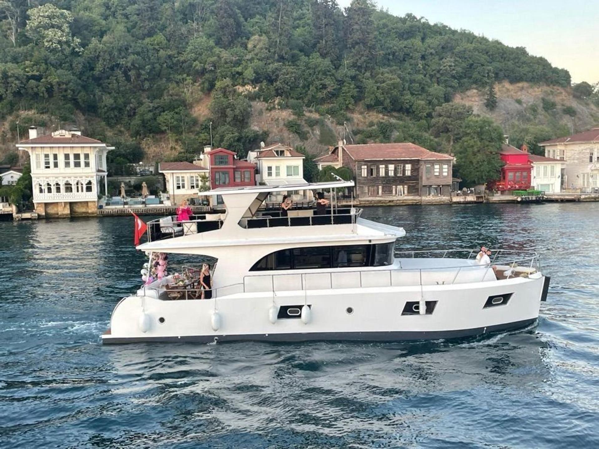 Kiralık Özel yapım 18m Davet Gemisi - 931 - photo 1