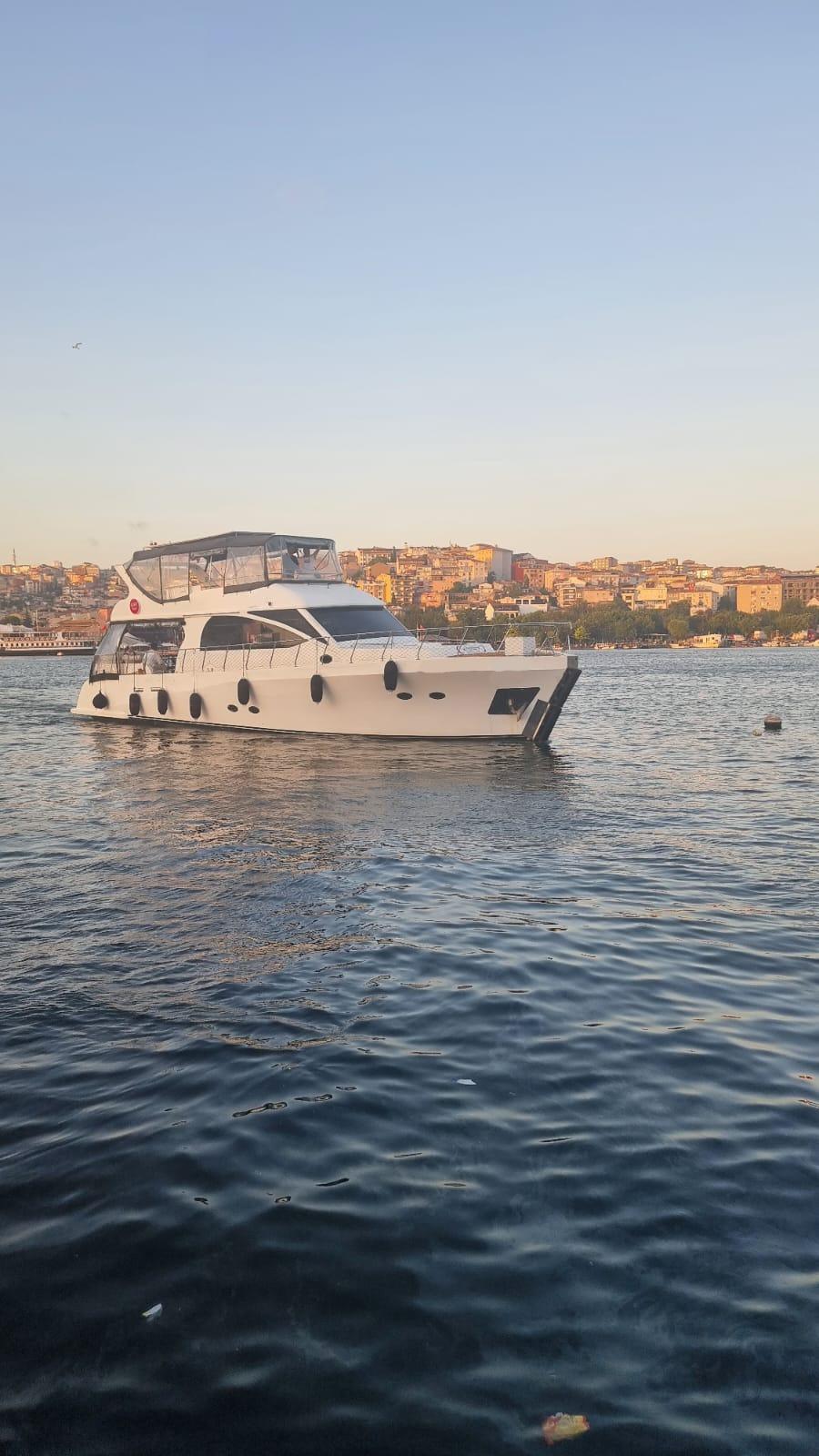 Kiralık Azimut 18m Motoryat - 355-13