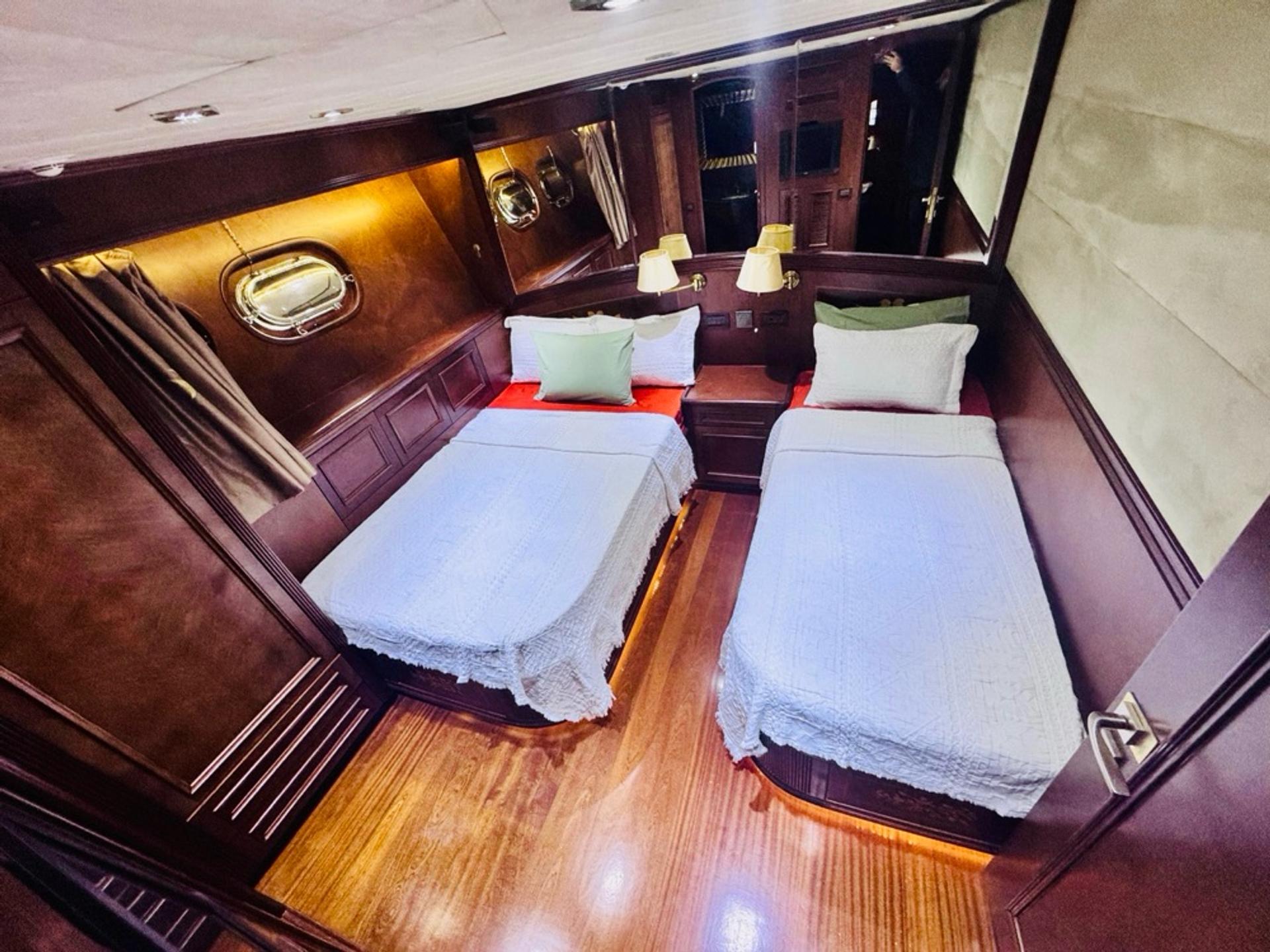 Kiralık Özel yapım 33m Motoryat - 1050 - photo 14
