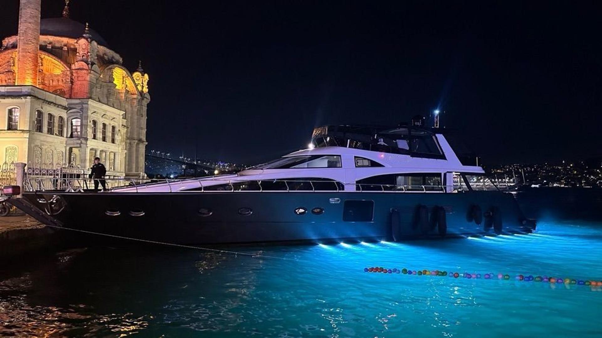 Kiralık Bilgin 26m Motoryat - 826 - photo 4