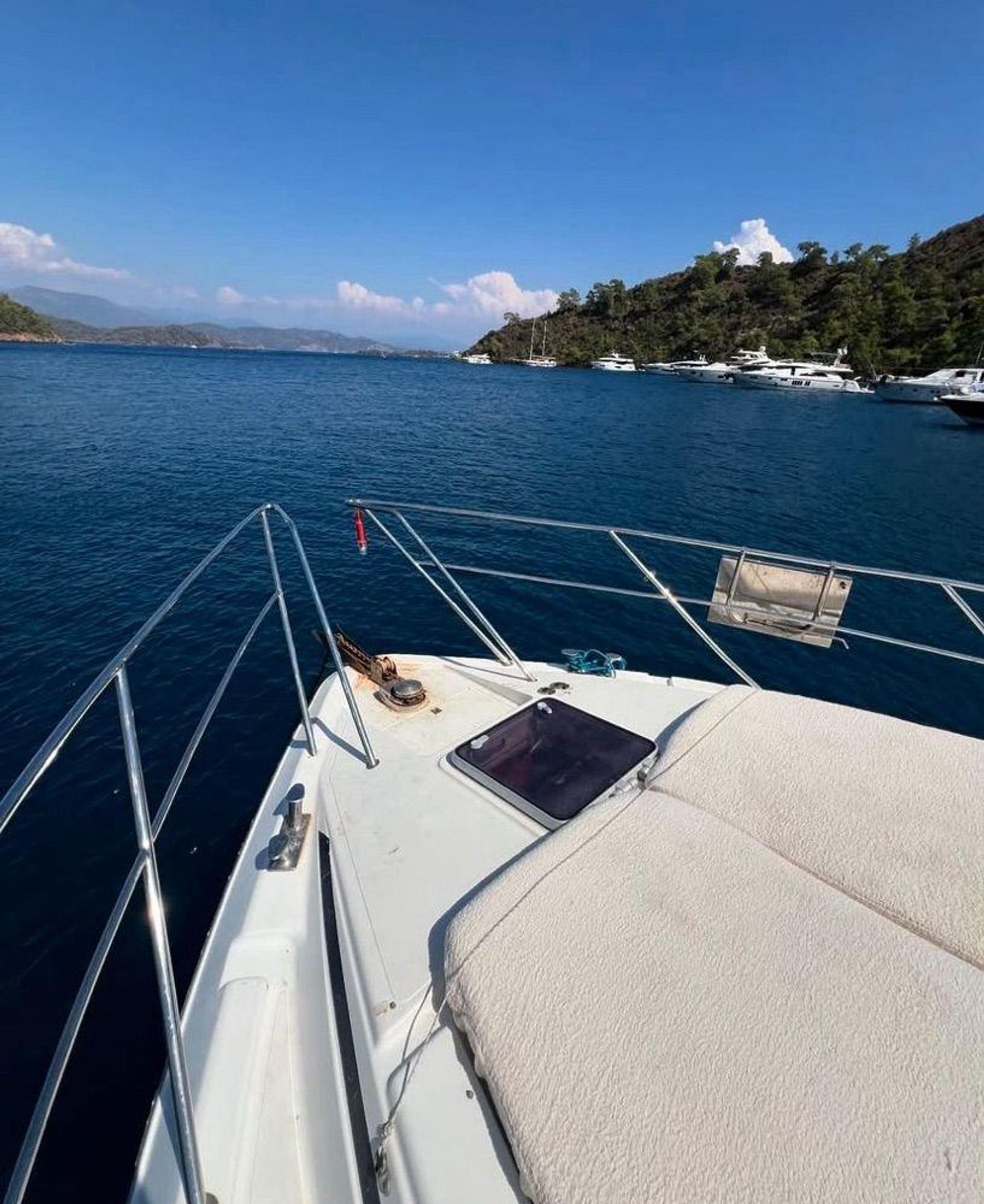 Rental Eurocraft 14m Motor Yacht - 963 - photo 18
