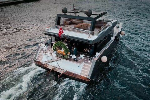 Özel yapım 24m Katamaran