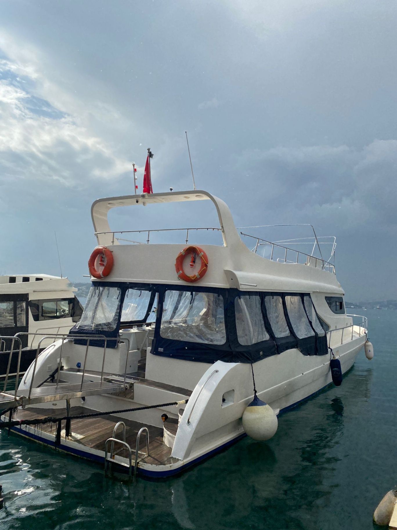 Özel yapım 19m Motoryat