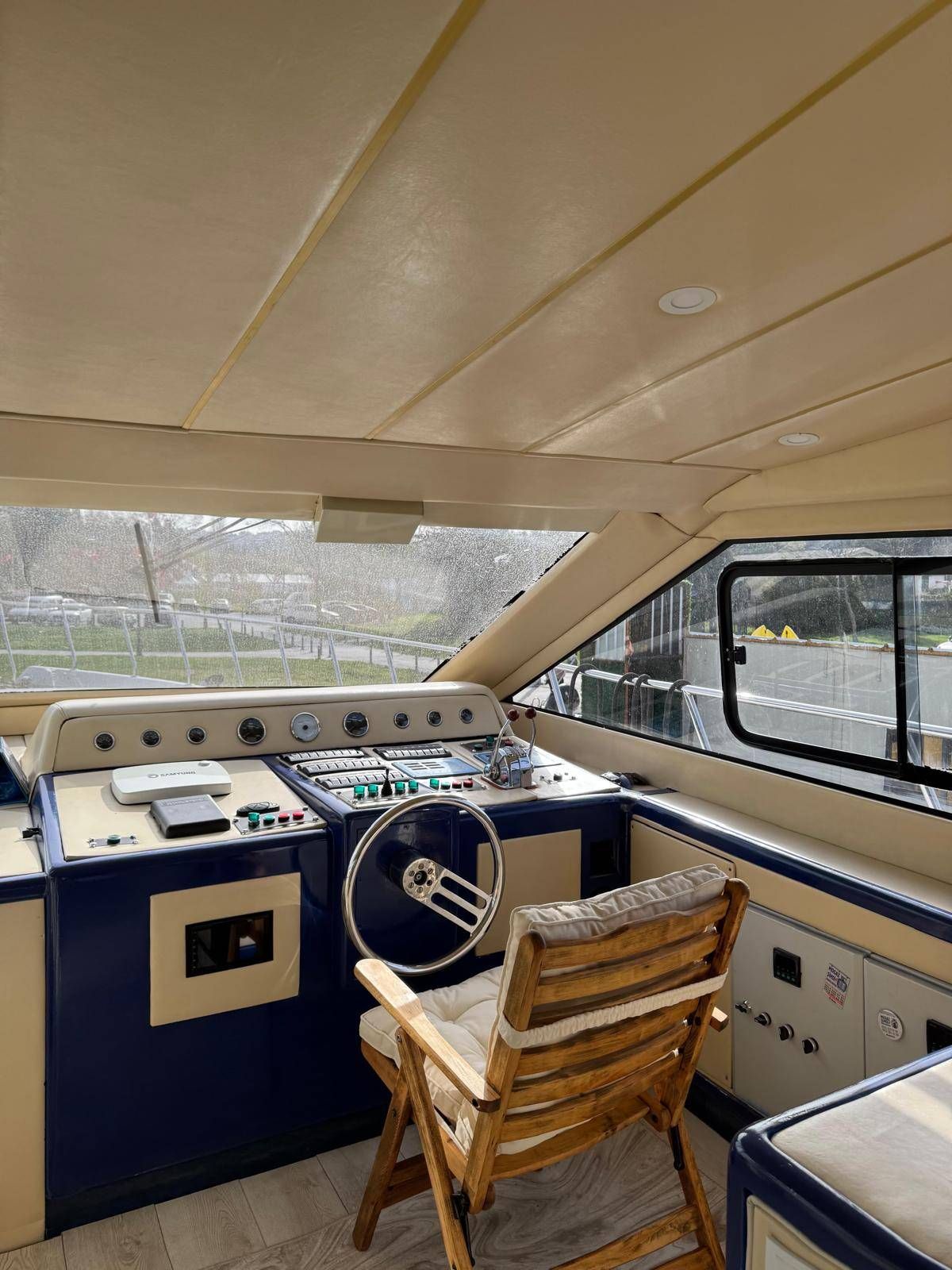 Özel yapım 24m Motoryat