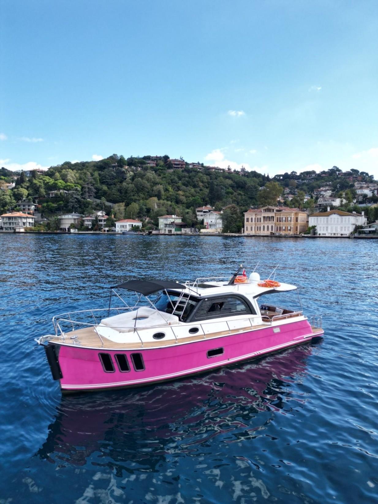 Kiralık Özel yapım 12m Motoryat - 1049-0