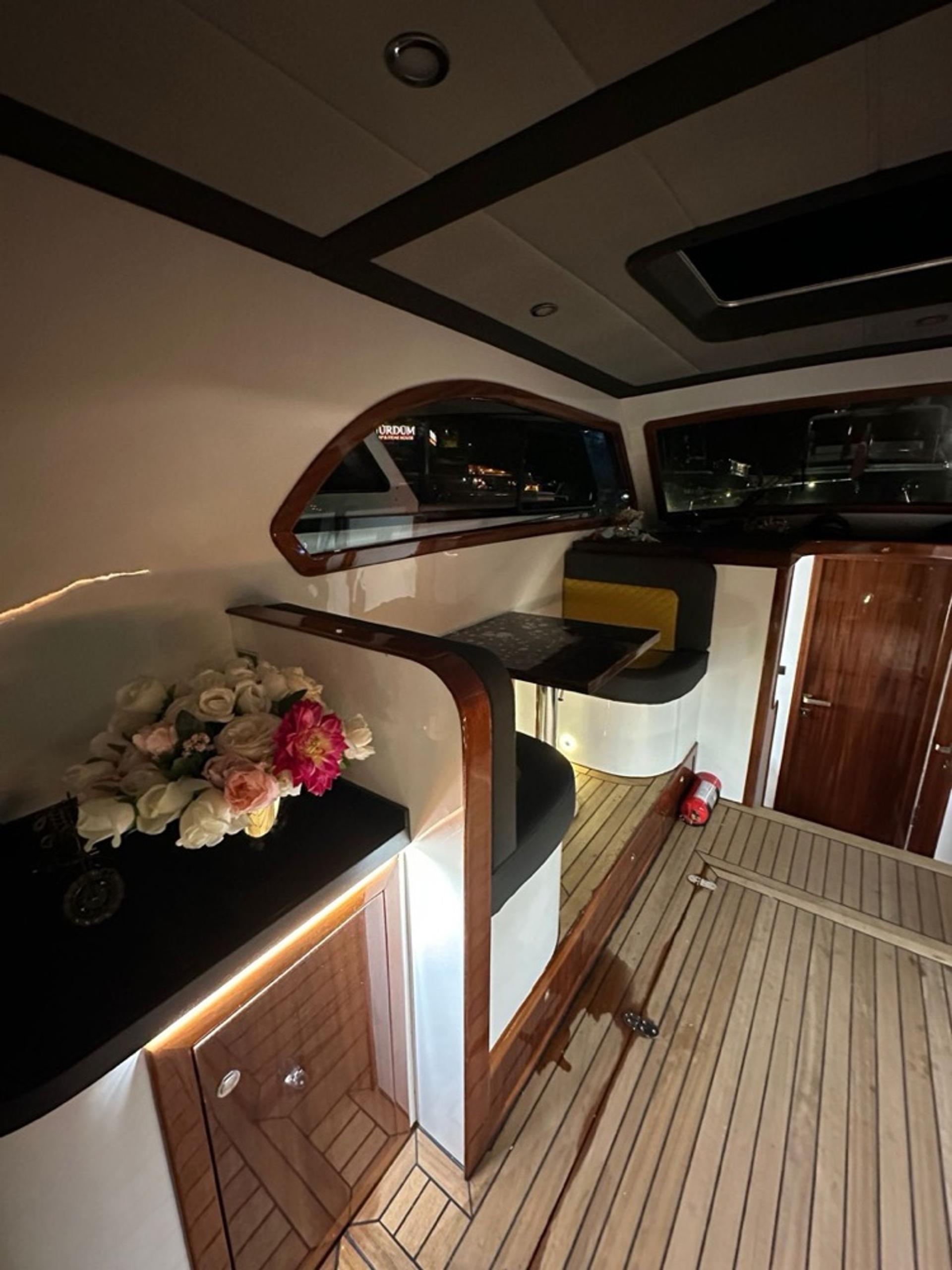 Kiralık Özel yapım 12m Motoryat - 818 - photo 6