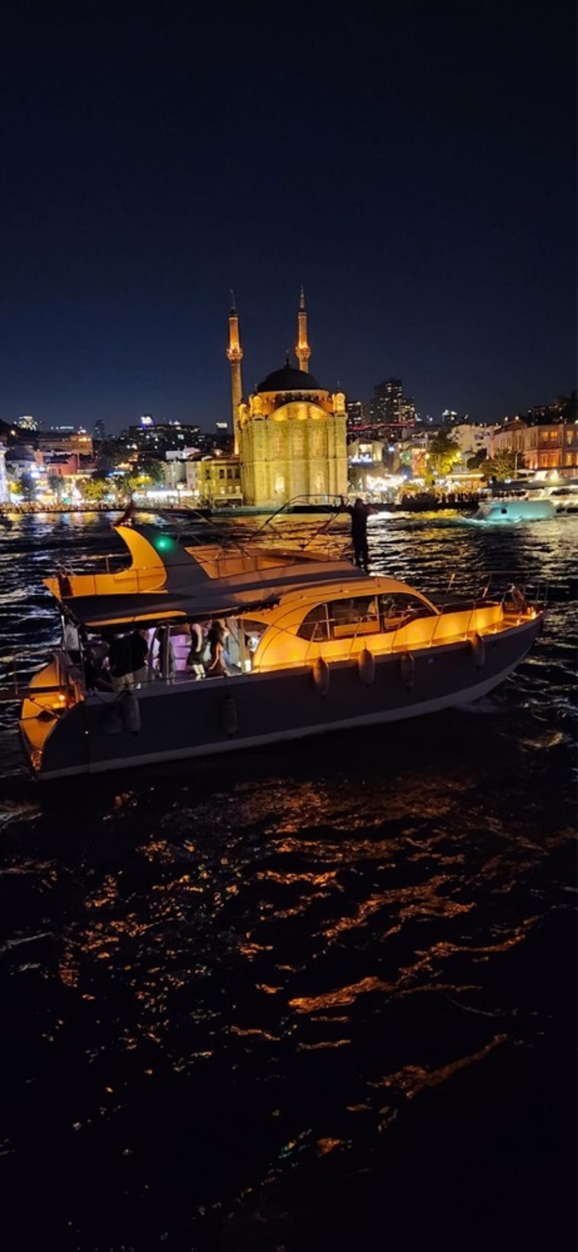 Kiralık Özel yapım 14m Motoryat - 969 - photo 5