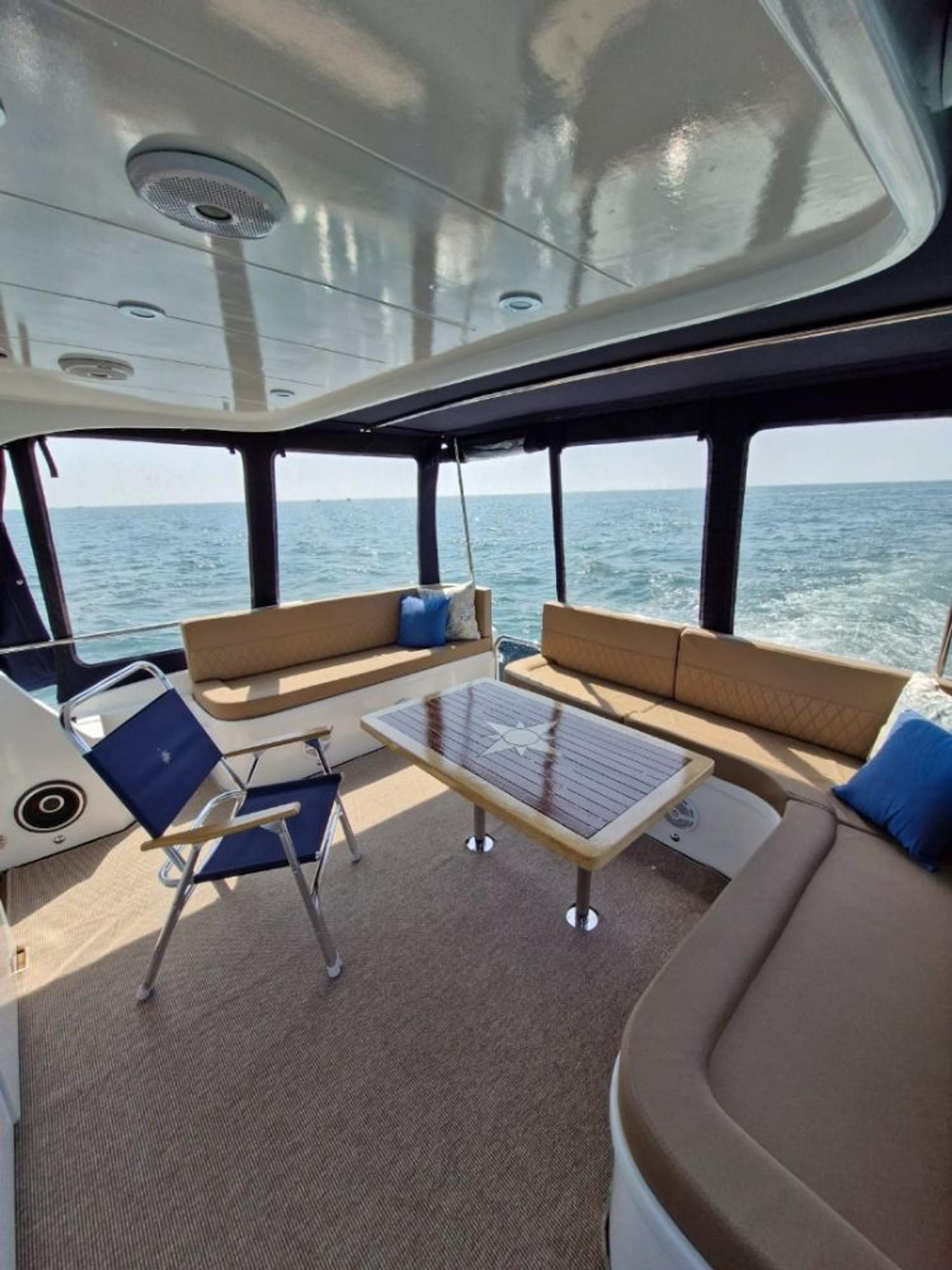 Rental Custom made 10m Motor Yacht - 357 - photo 8