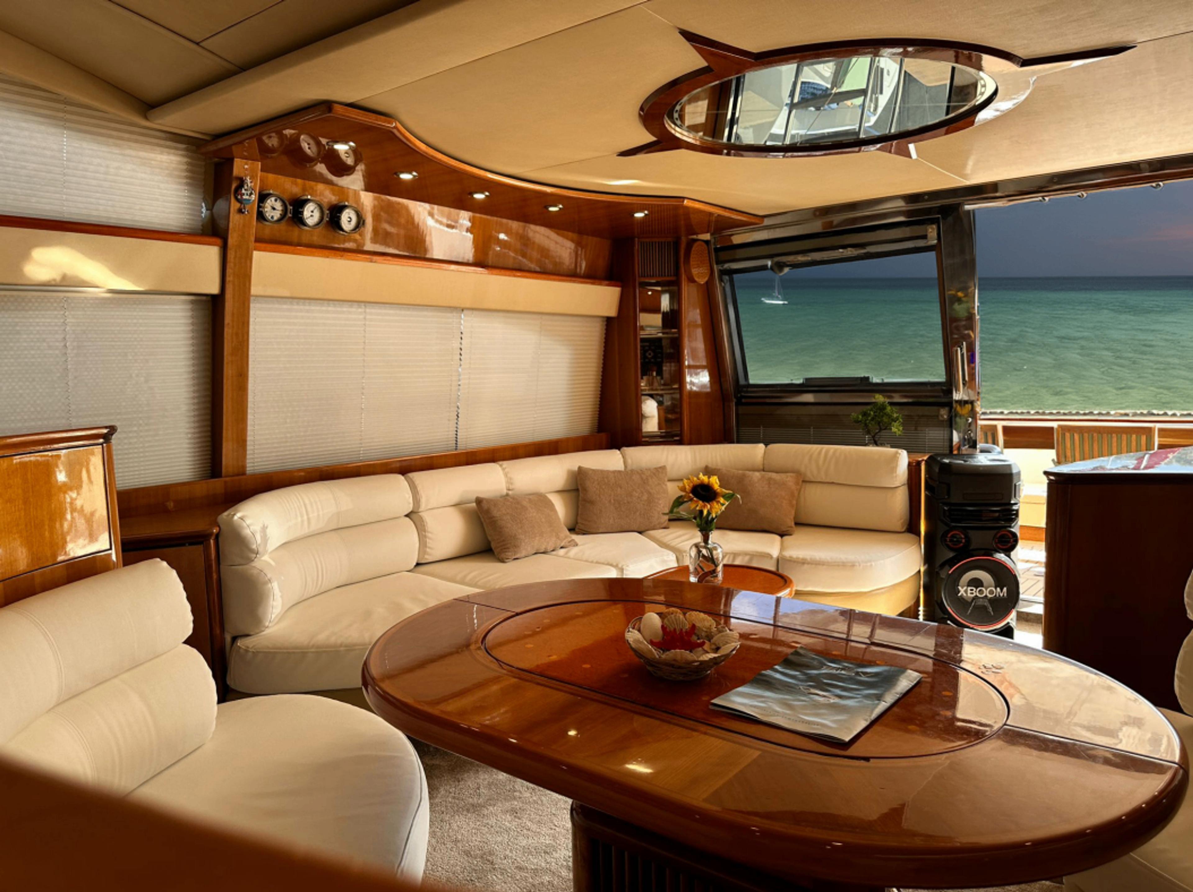 Kiralık Azimut 18m Motoryat - 511 - photo 14