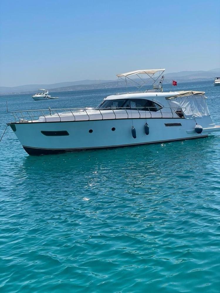 Rental Custom made 14m Motor Yacht - 504-0