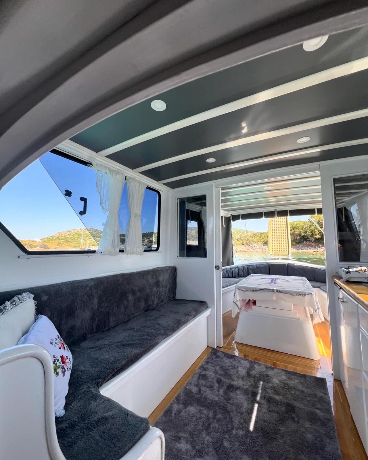 Trawler 10m Motoryat