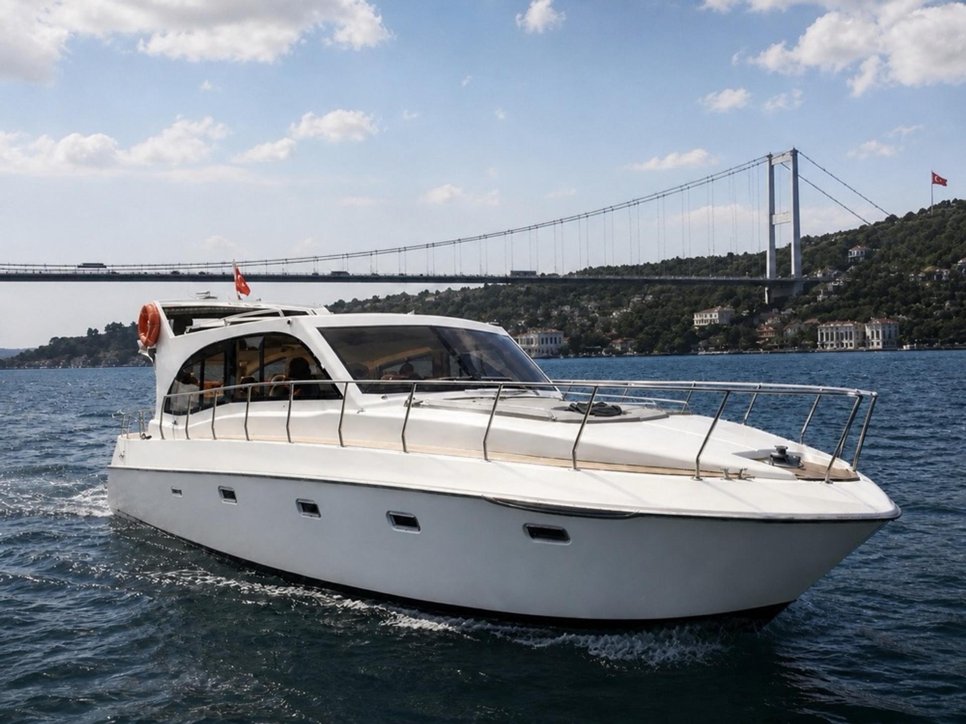 Rental Custom made 14m Motor Yacht - 821 - photo 1