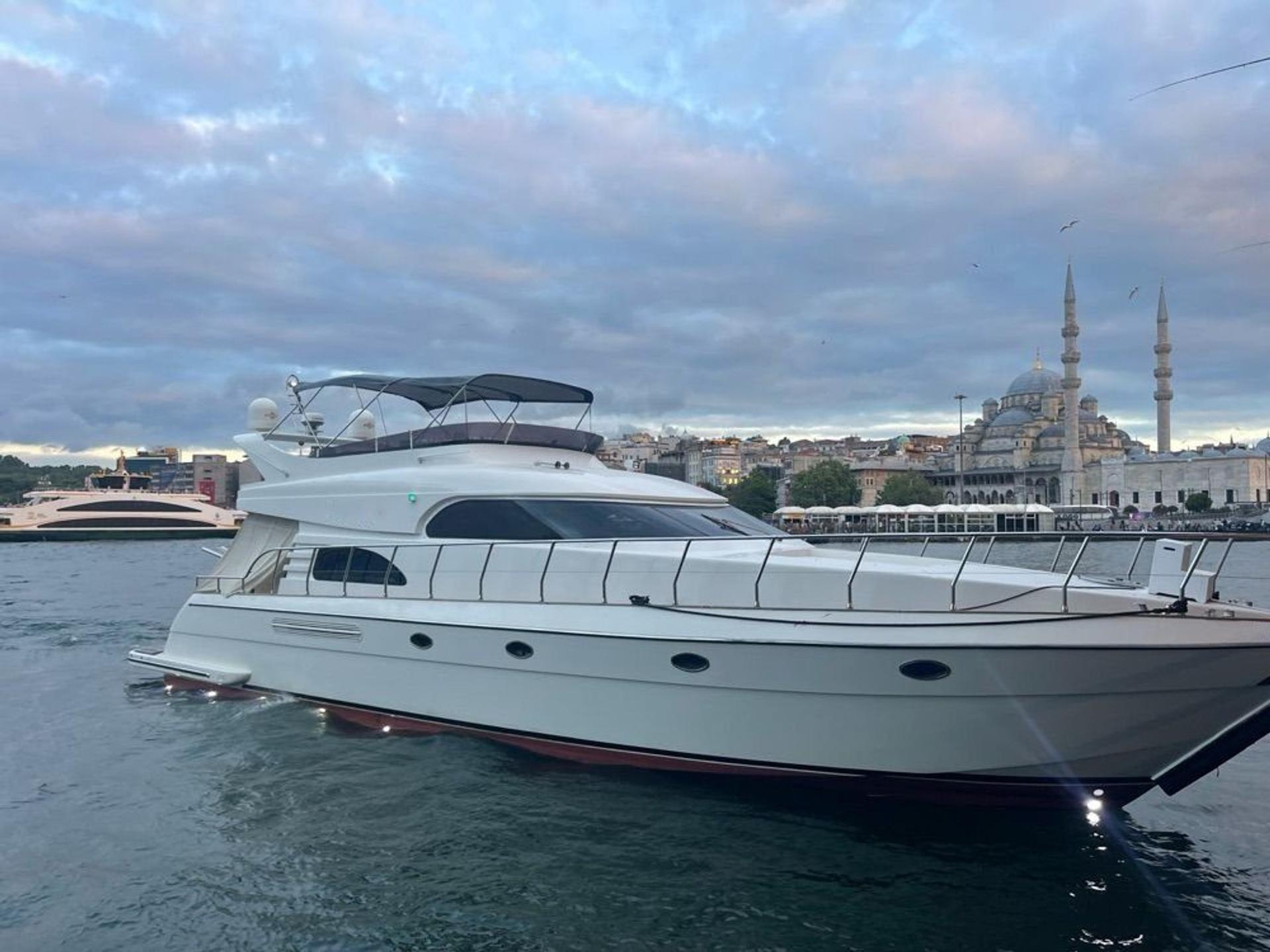 Rental Custom made 22m Motor Yacht - 187 - photo 5
