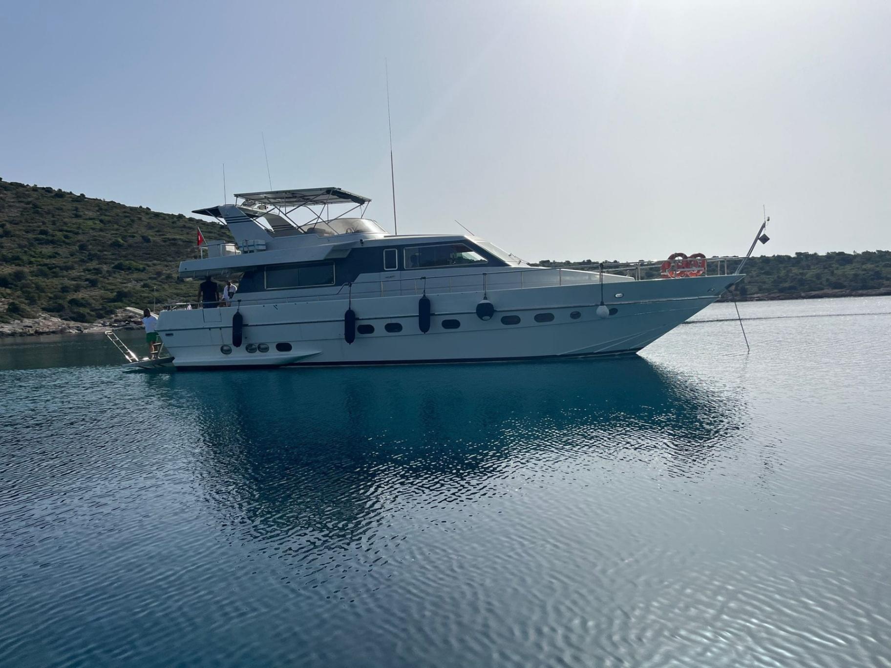 Rental Canados 20m Motor Yacht - 519-31