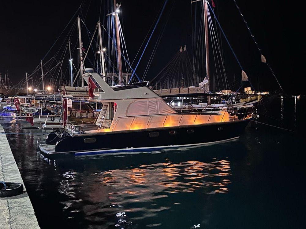 Kiralık Özel yapım 12m Motoryat - 882-1