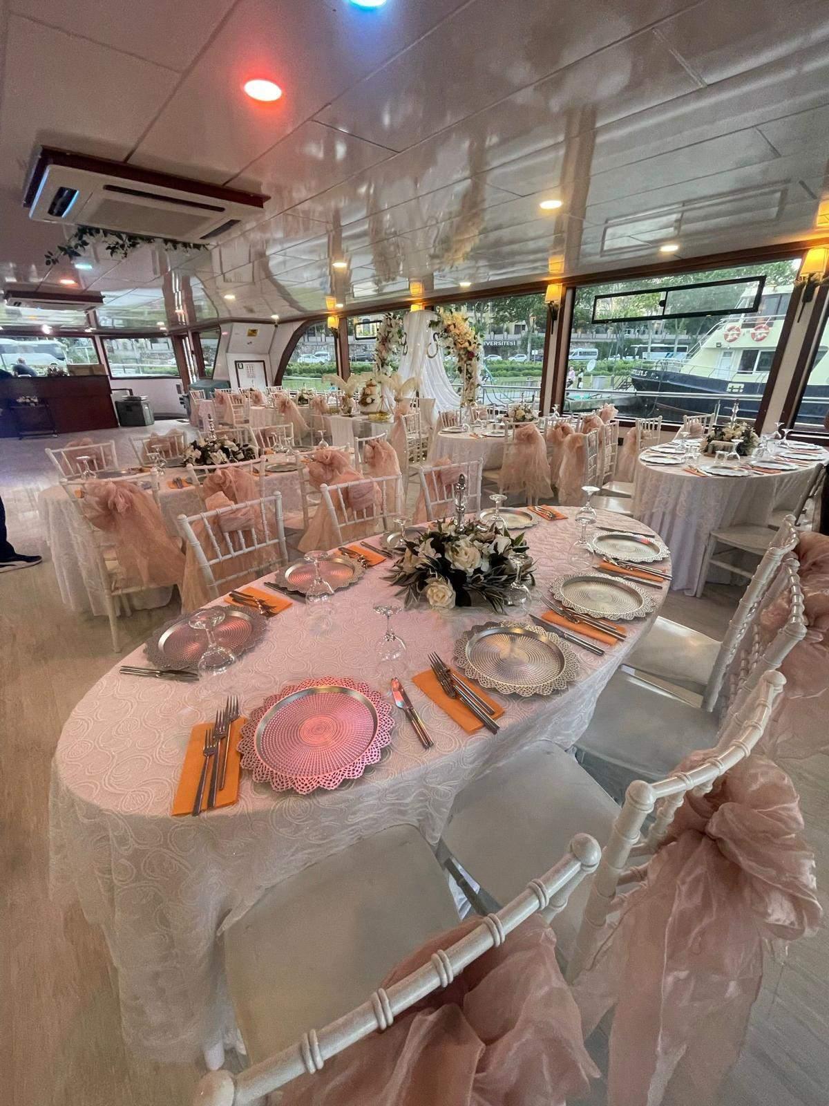 Kiralık Özel yapım 24m Davet Gemisi - 1025-2