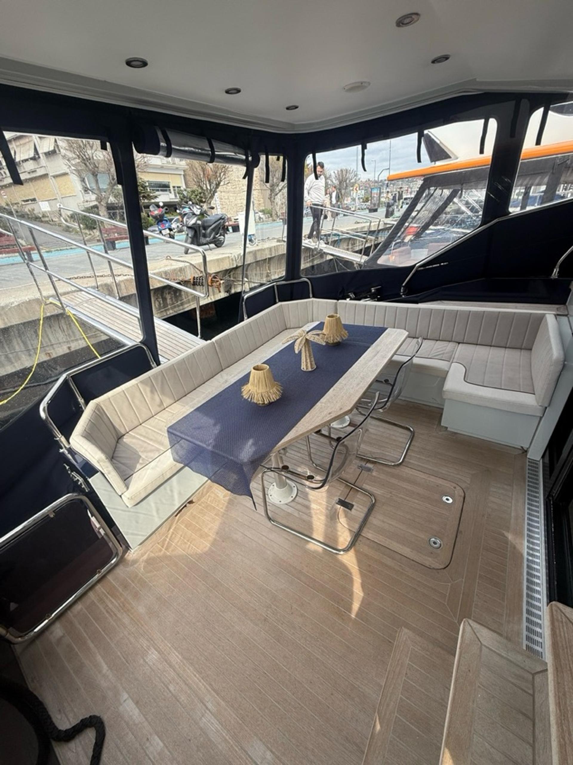 Rental Custom made 14m Motor Yacht - 381 - photo 10