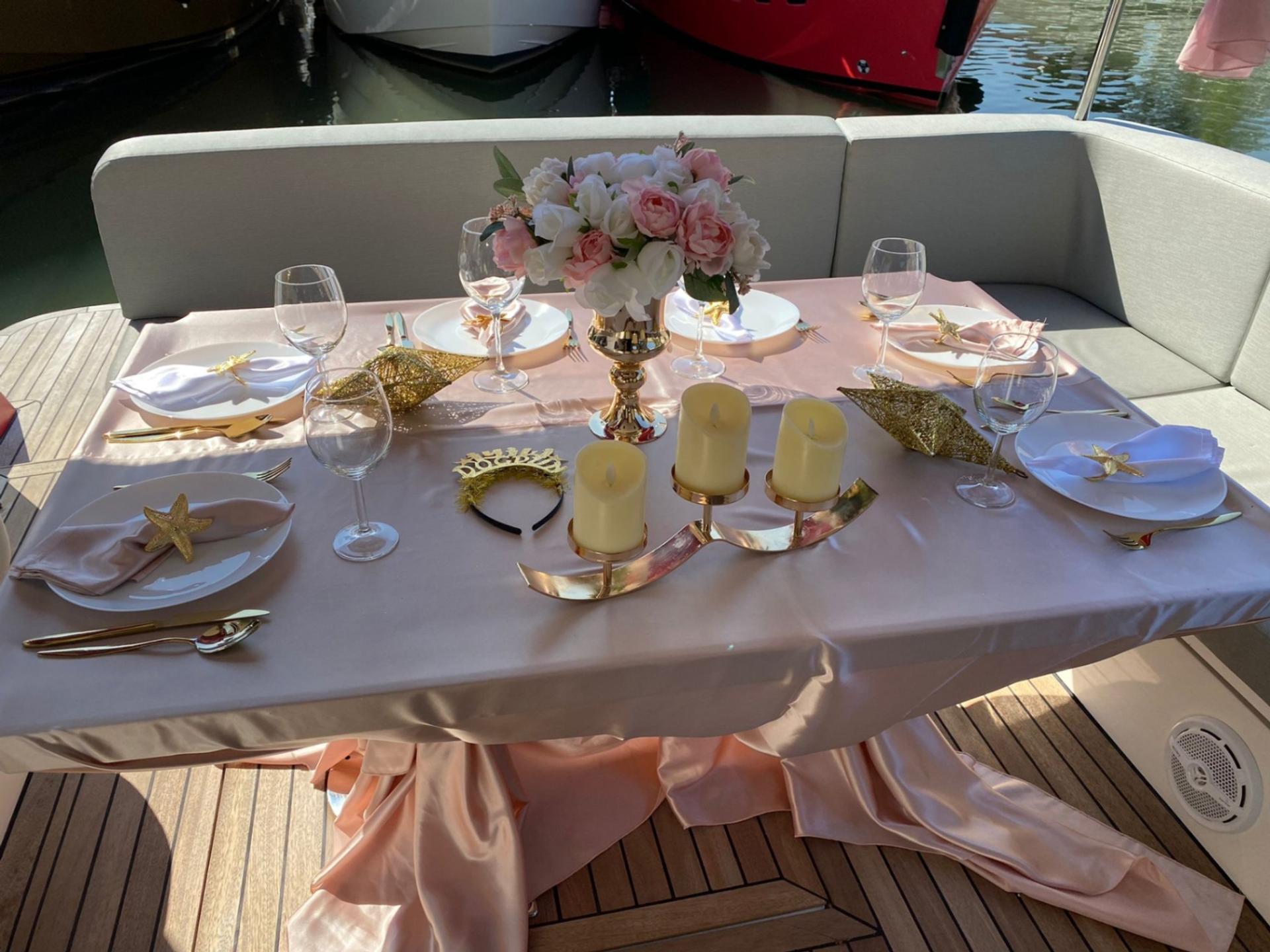 Rental Custom made 12m Motor Yacht - 398 - photo 17
